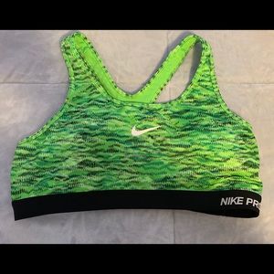 Green and Black Nike Sports Bra Size XL